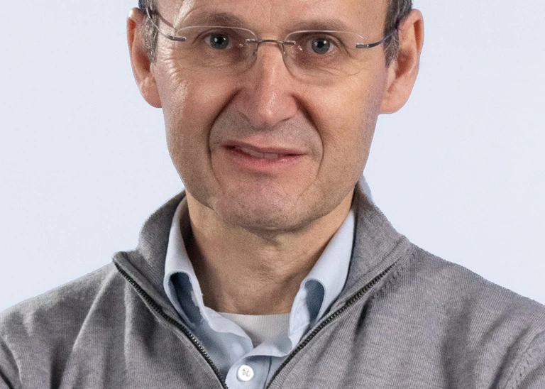 Portrait Prof. Gerhard Elsbacher